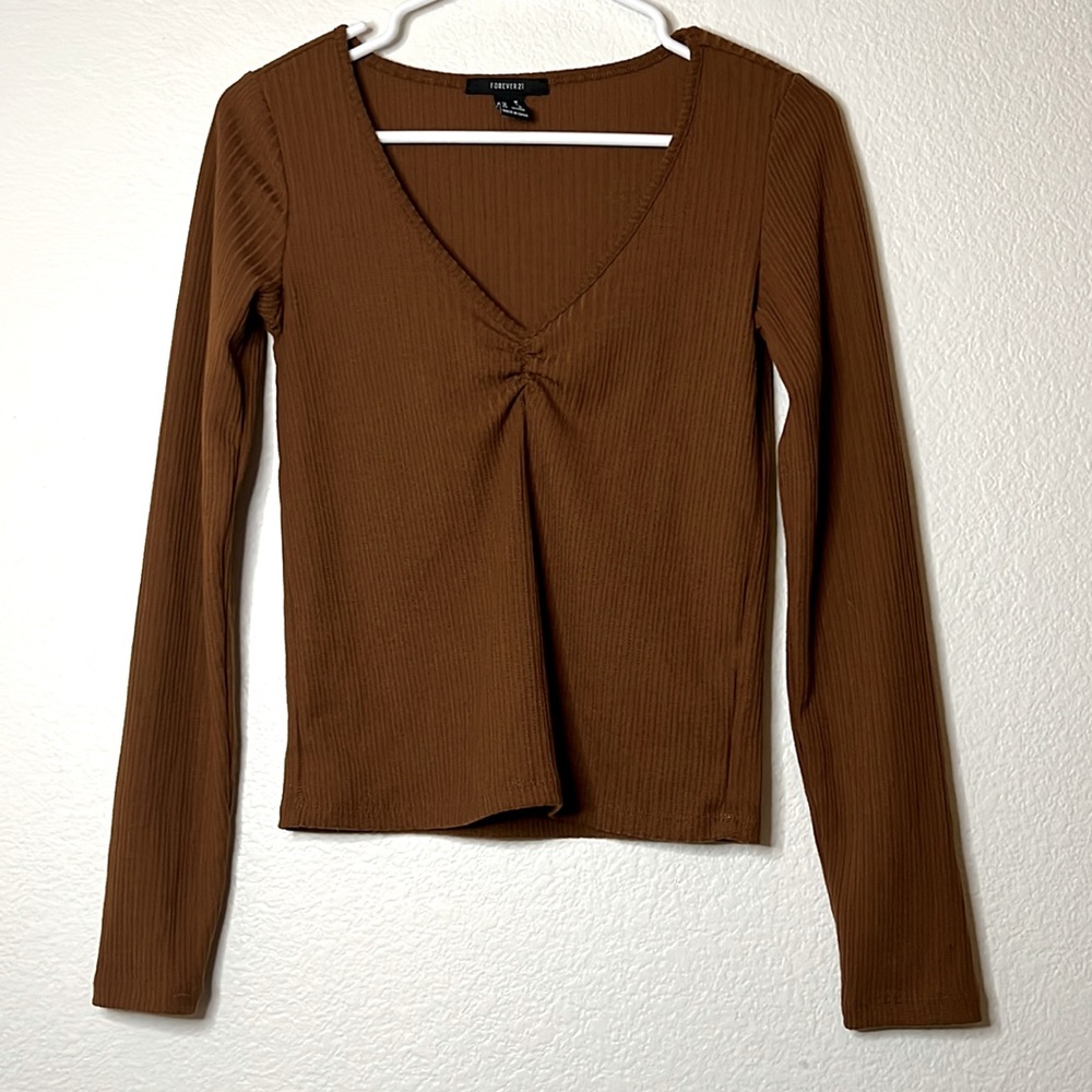 CUTE FALL LONG SLEEVE CROP TOP